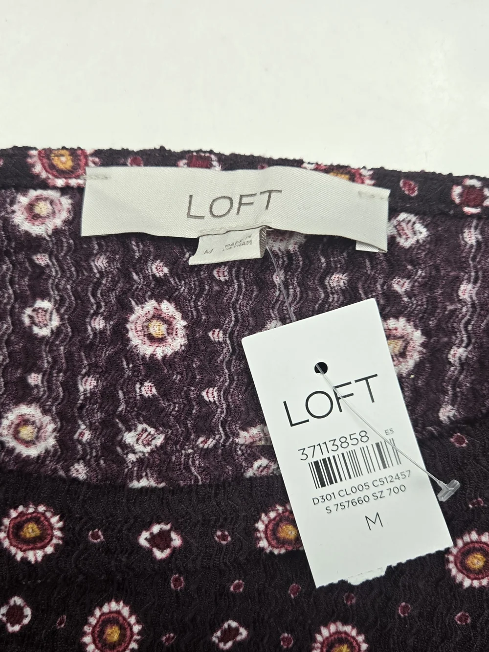 NWT LOFT Textured Smocked Floral Top M Plum Purple Puff 3/4 Sleeve Blouse Boho